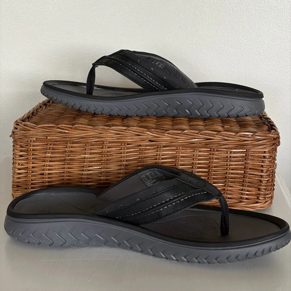 Clarks Wesley Post Men’s Black Athletic Flip Flop Sandals 12M